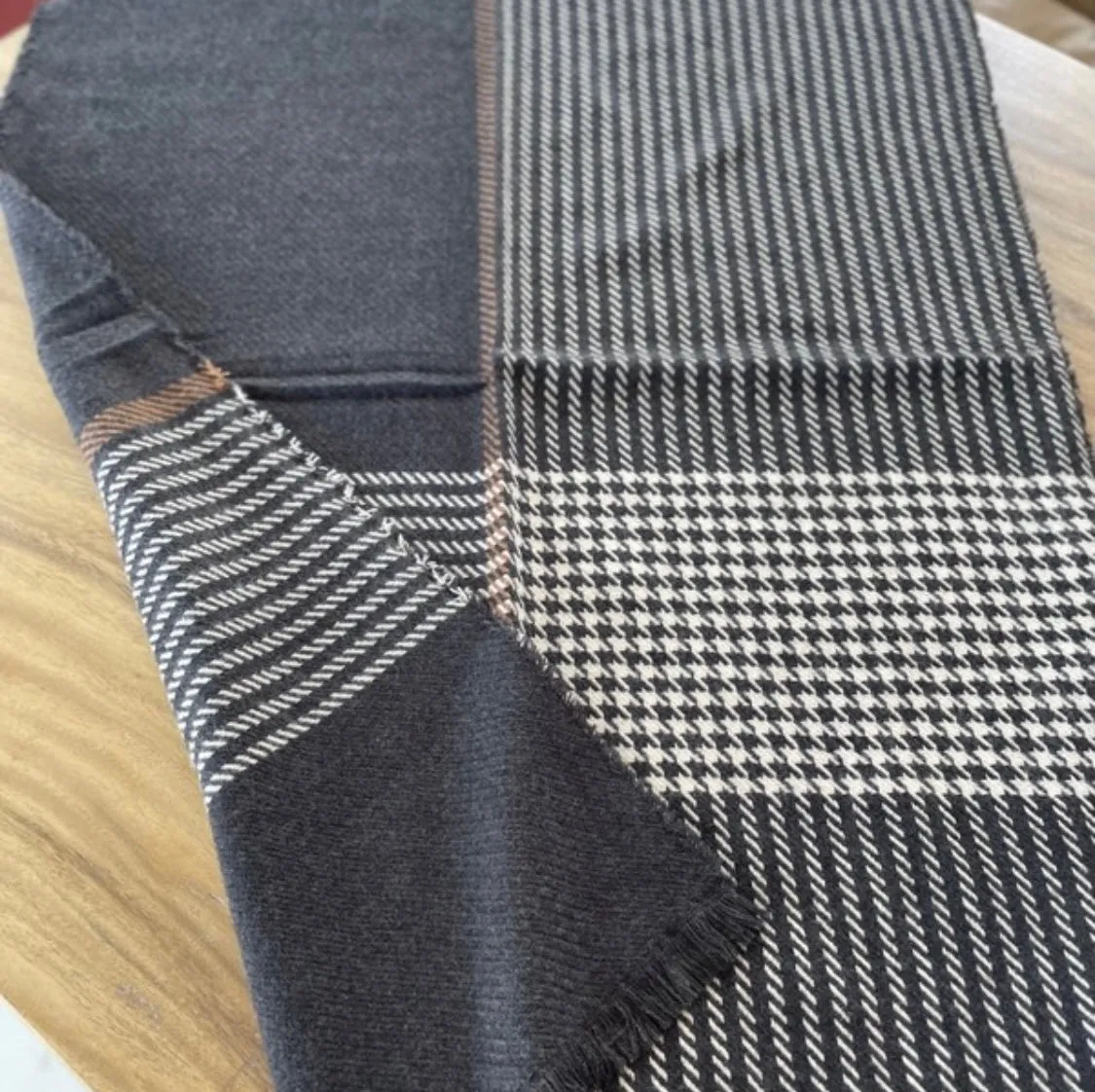 Houndstooth Scarf