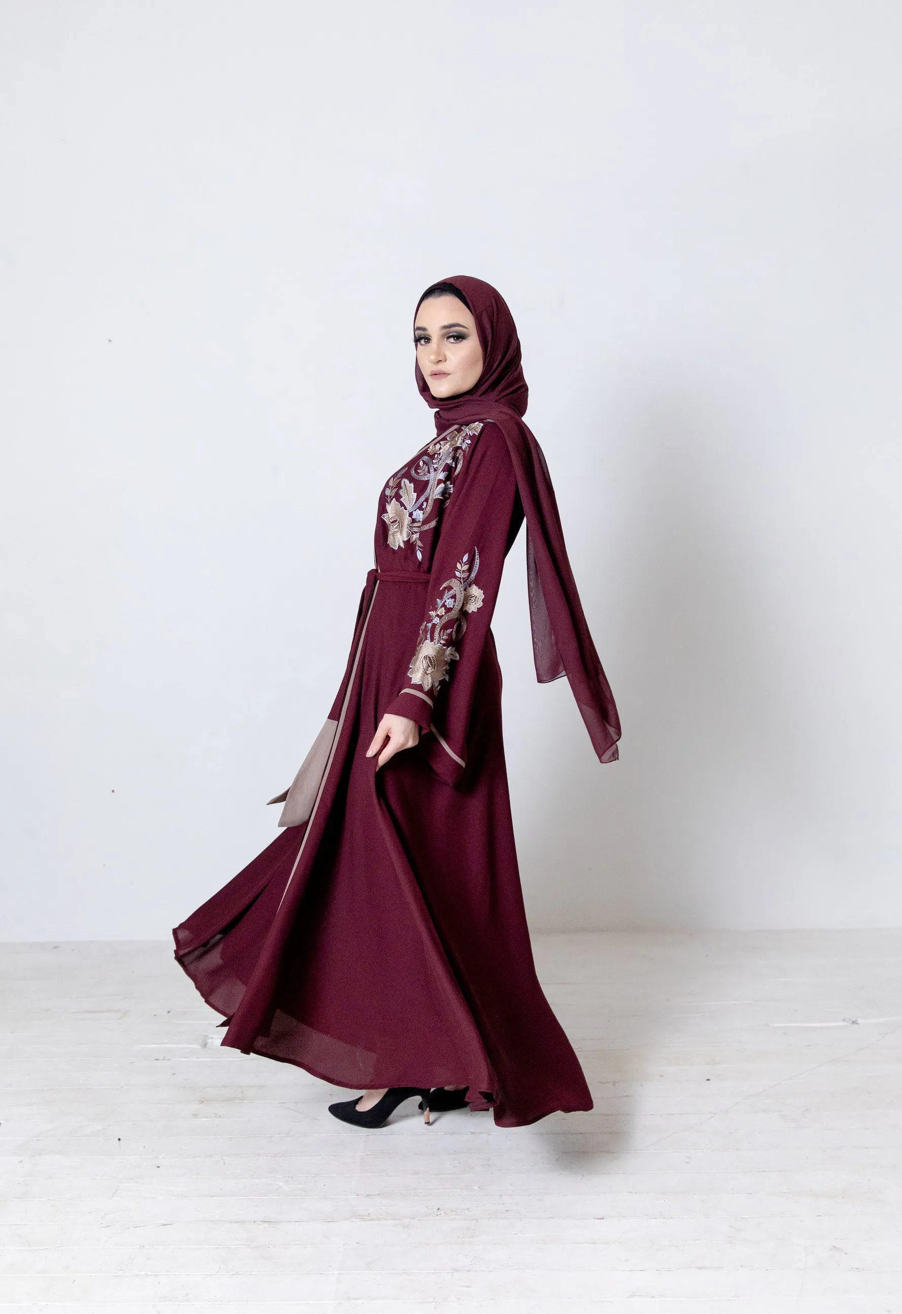 Layla Maroon Abaya