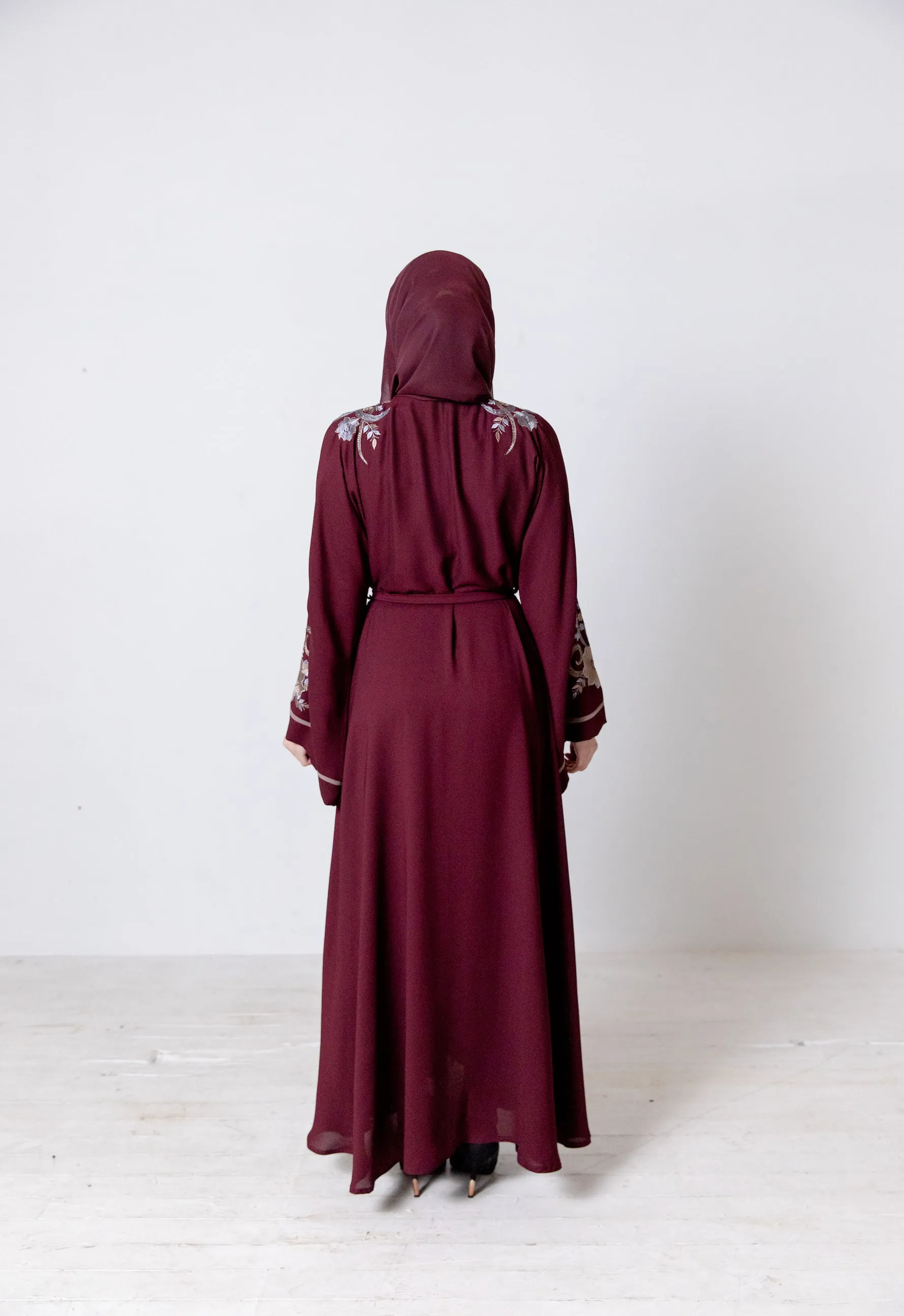 Layla Maroon Abaya