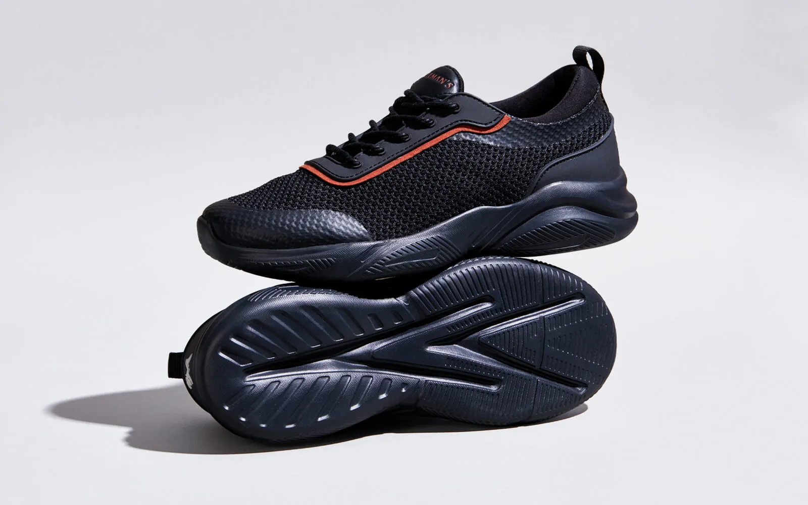 Max Hybrid Sneakers