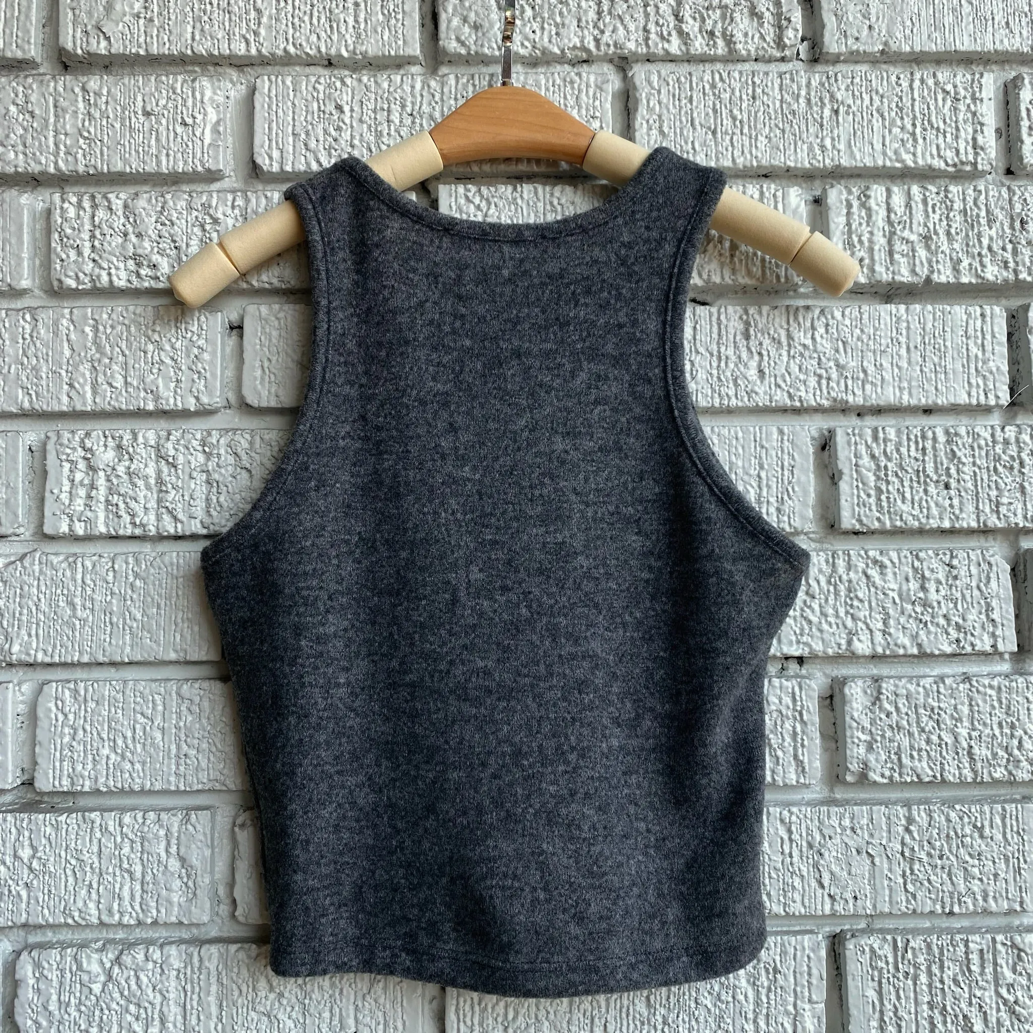 PEBBLE Tank Top