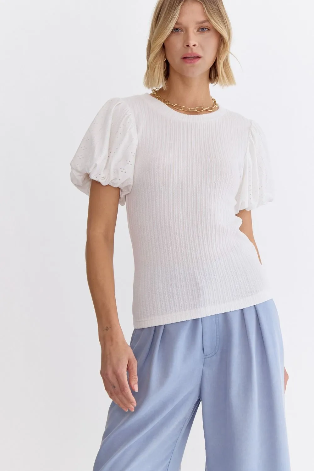 Round Neck Cable Knit Short Sleeve Top