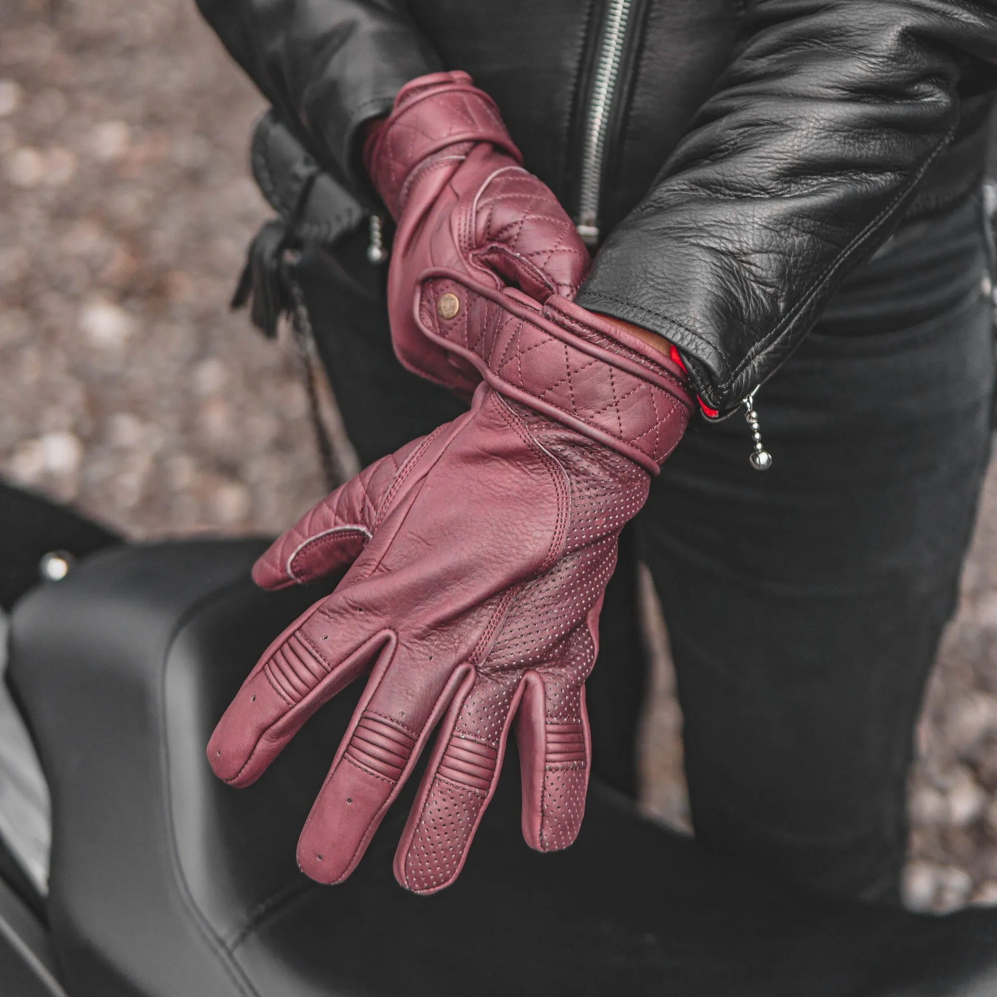 Short Cuff Bobber Gloves